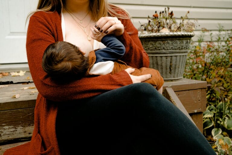 Panduan Lengkap Merawat Bayi Baru Lahir untuk Ibu Baru